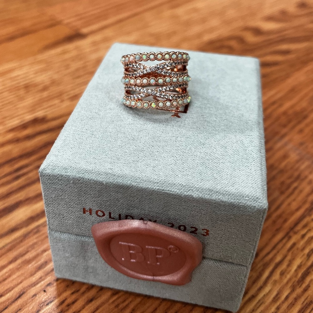 bomb party luxe bands- set apart from them all